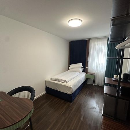 Ap Hotel Mannheim Viernheim Bagian luar foto
