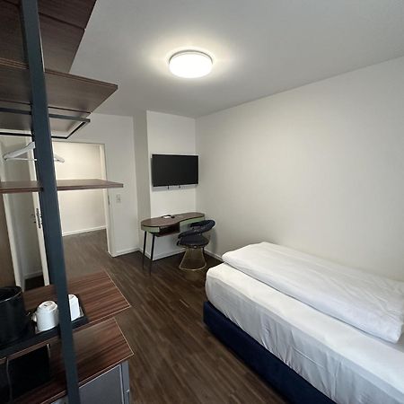 Ap Hotel Mannheim Viernheim Bagian luar foto